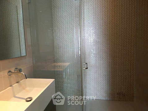 คอนโด 1-ห้องนอน ที่ รีเฟล็คชั่น จอมเทียน บีช พัทยา ใกล้ เมืองพัทยา (ID 2883321)