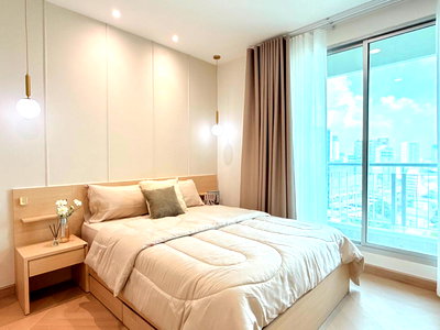 Condos for rent : For Rent❗️"𝐑𝐡𝐲𝐭𝐡𝐦 𝐑𝐚𝐭𝐜𝐡𝐚𝐝𝐚" 1 Bedroom 1 Bathroom High floor near MRT- Ratchadapisek