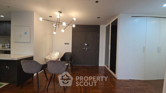 1-BR Condo at The Royal Navin Tower near MRT Khlong Toei (ID 2888540)