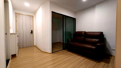Condos for rent : For rent condo CHEWATHAI HALLMARK LADPRAO - CHOKCHAI 4 PHASE 1 Building A, Floor 7,1 bed room, Room size 40 sqm
