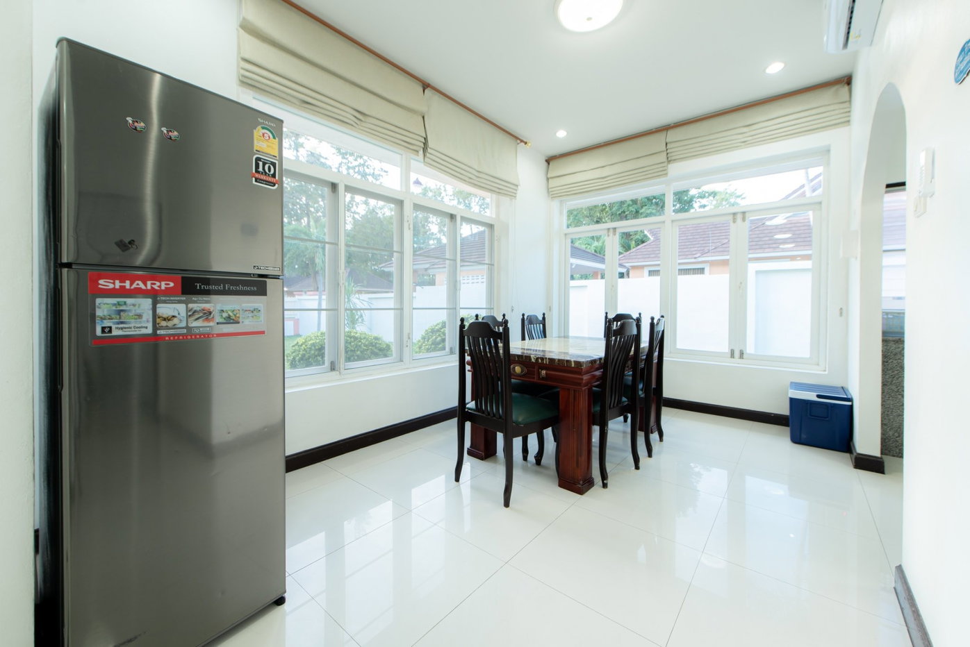 picture Pet Friendly Pool Villa for Rent East Pattaya - 6/19