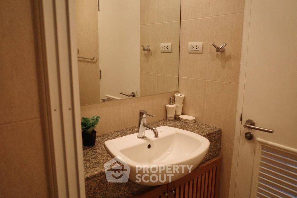 รูป คอนโด 1-ห้องนอน ที่ เดอะ โคลเวอร์ ทองหล่อ เรสซิเดนซ์ ใกล้ BTS ทองหล่อ (ID 425887) - รูปที่ 10/16