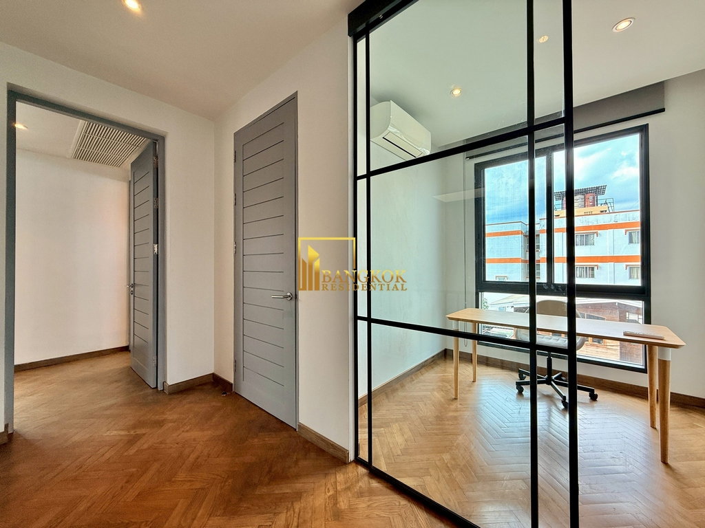 รูป Incredible 4 Bedroom Luxury Pool Villa in Thong Lo Area - BR27616SH - รูปที่ 37/55