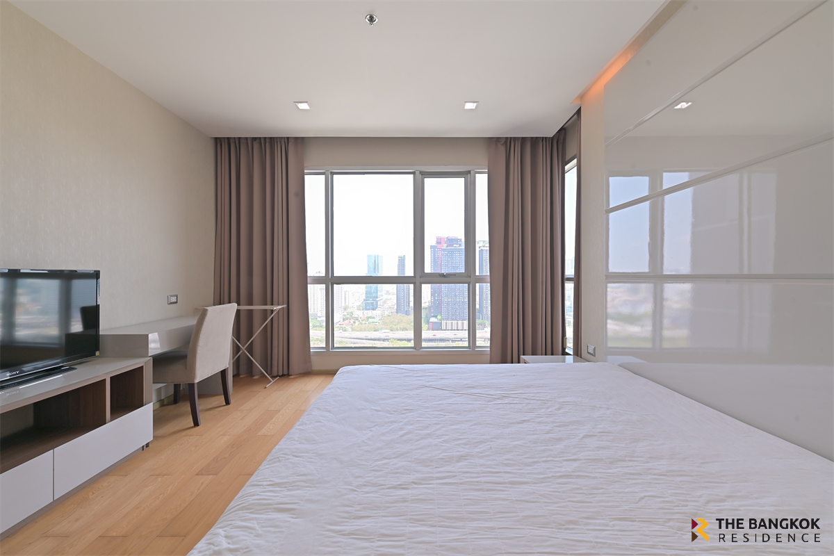 picture Easy Travel, Fully Utilized Space The Address Asoke near MRT Phetchaburi Station - 1/10