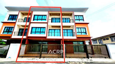 ทาวน์โฮม วิทยาลัยพยาบาลเกื้อการุณย์ : ขายทาวน์โฮม 3 ชั้น นวมินทร์ 70 บ้านใหม่ หลังใหญ่ ใกล้ถนนใหญ่ประเสริฐมนูกิจ 
