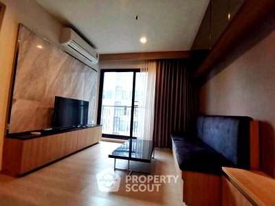 คอนโดให้เช่า : คอนโด 2-ห้องนอน ที่ ริทึ่ม สุขุมวิท 36-38 ใกล้ BTS ทองหล่อ (ID 2870303)