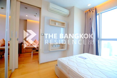 Condos for sale : The Address Asoke near MRT Phetchaburi Station Easy Start with a City Dweller Lifestyle