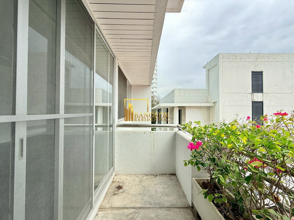 รูป Spacious 4 Bedroom Apartment With Private Terrace in Sathorn - BR21266AP - รูปที่ 15/62