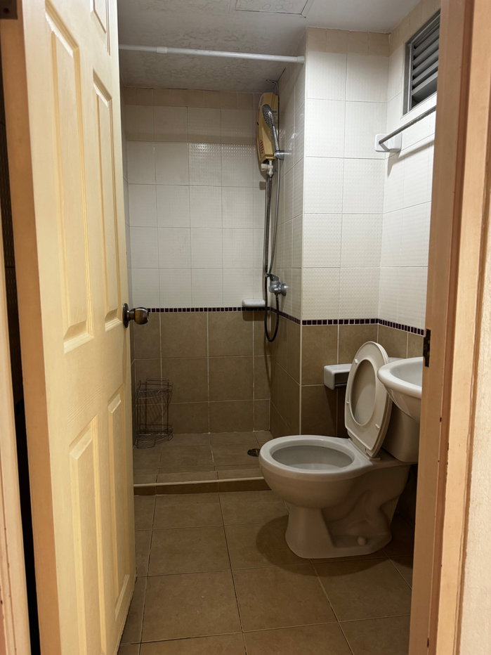 picture Condo for Rent row rise Park View  - 6/6