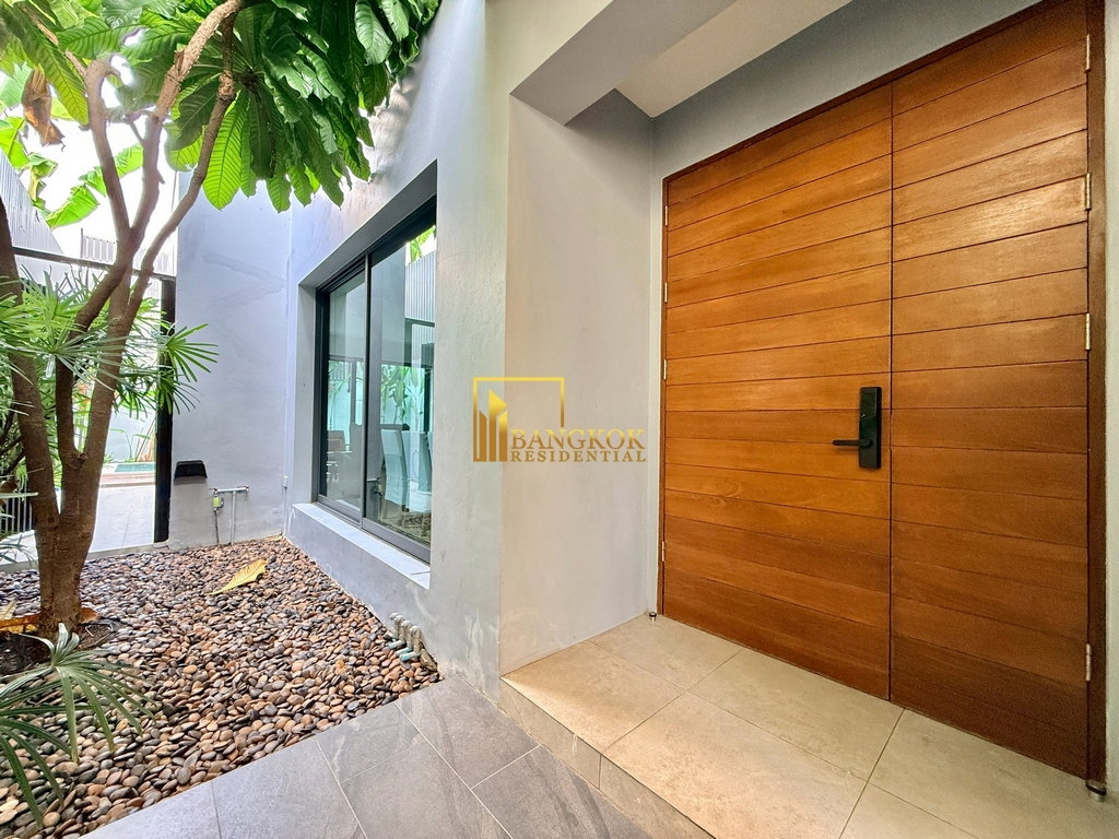 รูป Incredible 4 Bedroom Luxury Pool Villa in Thong Lo Area - BR27616SH - รูปที่ 5/55