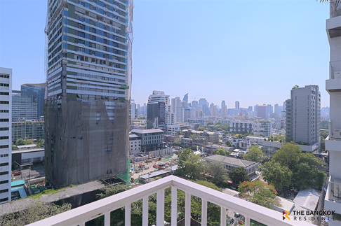 Noble Ora Thonglor Luxury Condo in Central City Location