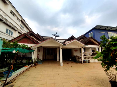บ้านเดี่ยว ซอยอ่อนนุช (สุขุมวิท 77) : ขายบ้านแฝด 2 หลัง 124 ตร.ว. ทำเลศักยภาพอ่อนนุช-ประเวศ
