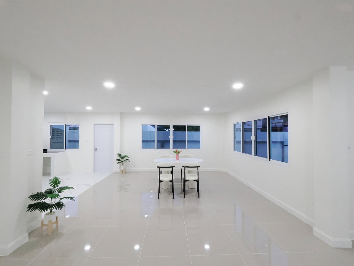 รูป ขายราคาพิเศษ บ้านเดี่ยว 2 ชั้น ขนาด 80.3 ตรว. 3นอน 3น้ำ ม.อู่ทองเพลส2 บ้านหลังใหญ่ ถนนเมน ฟังชั่นดีเยี่ยม พร้อมเฟอร์ [เปียร์​นนท์-ลำลูกกา] - รูปที่ 21/58