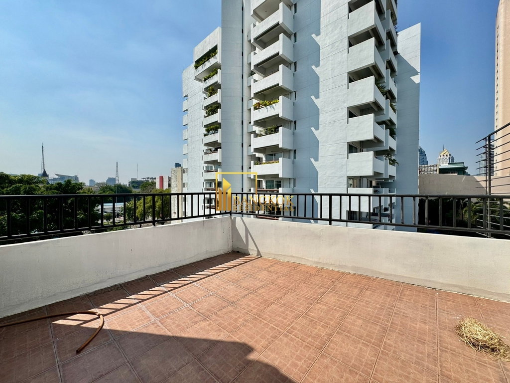 รูป Charming 3 Bedroom Townhouse For Rent in Sathorn Area - BR49030TH - รูปที่ 31/34