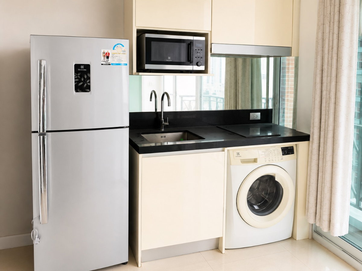รูป ขายคอนโดพร้อมอยู่ติด BTS อุดมสุข The Sky Sukhumvit ชั้น 19 ห้องมุม วิว Bangkok Mall ราคาเพียง 3.3 ล้านบาท (เจ้าของขายเอง) - รูปที่ 4/12