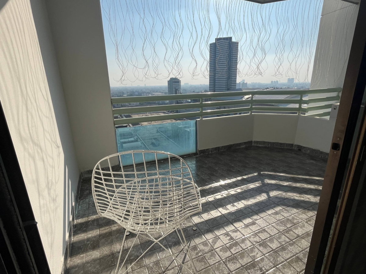 picture Code: 26KJ2327  for rent Bangna Complex 🔥🔥 Line ID: @kjcondo (with @)🔥🔥 - 12/13