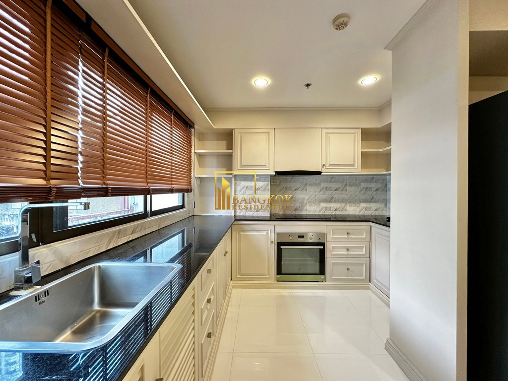 รูป Beautiful 2 Bedroom Apartment in Phrom Phong - BR20616AP - รูปที่ 10/32