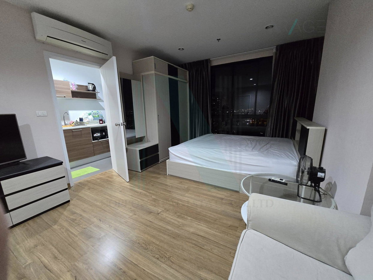 picture 🔺 For Rent Condo THE TREE INTERCHANGE Building B, Floor 35,Studio, Room size 32 sqm - 1/8