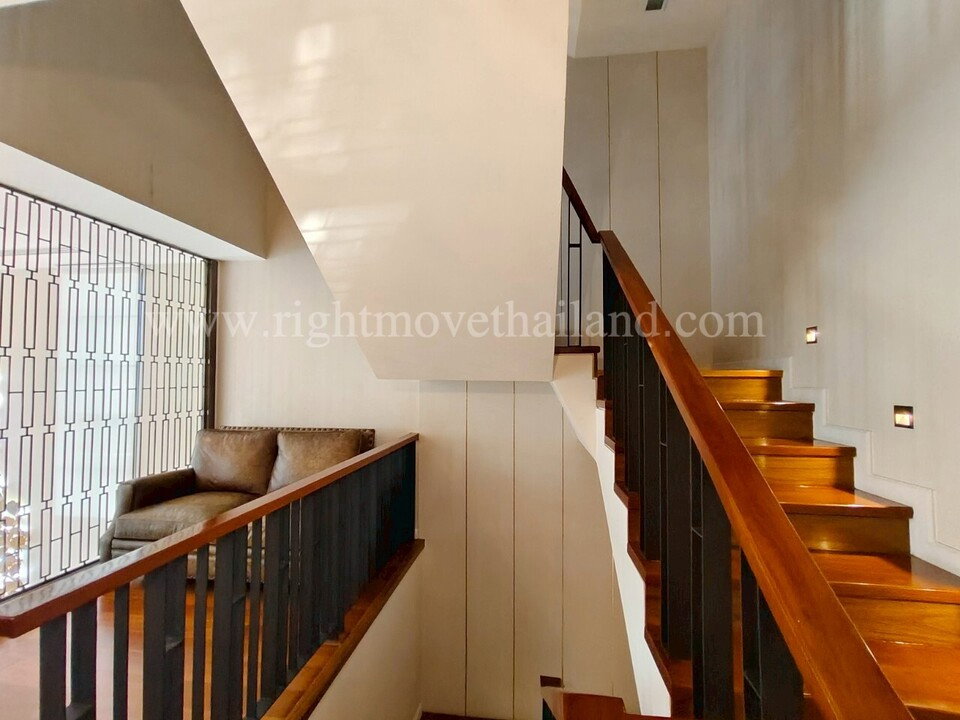 รูป HR1495 FOR RENT | Luxury Townhome at Quarter 31 - รูปที่ 24/33