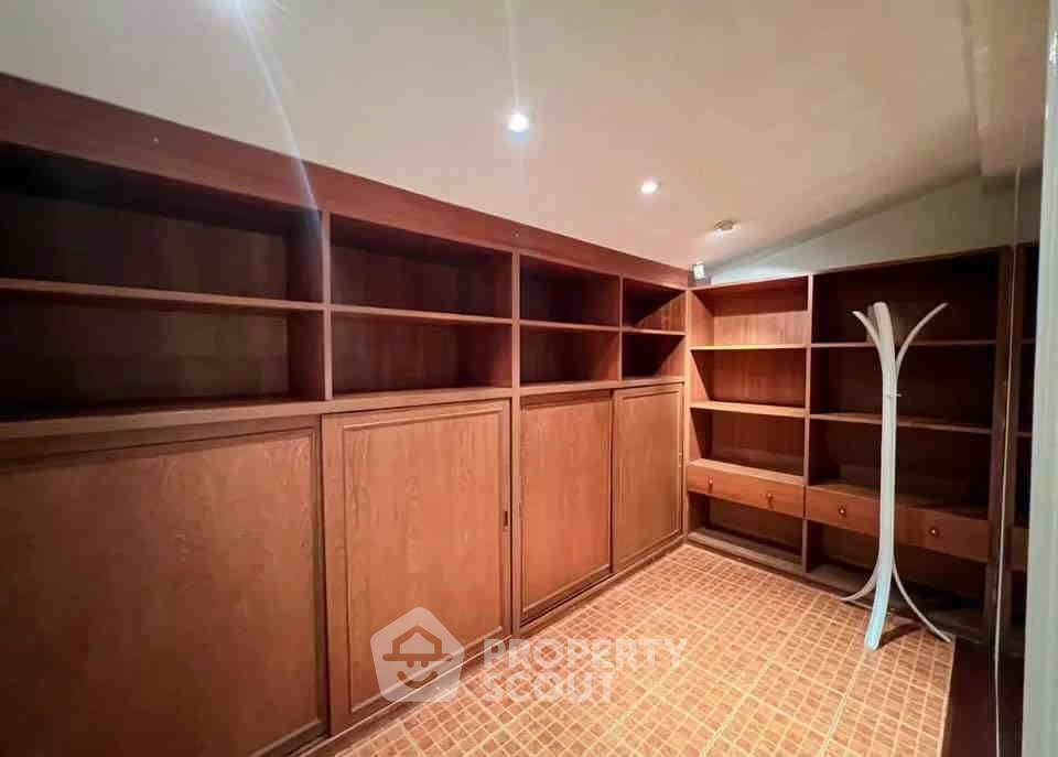 รูป คอนโด 4-ห้องนอน ที่ วินด์แฮม จอมเทียน พัทยา ใกล้ เมืองพัทยา (ID 2892965) - รูปที่ 15/17