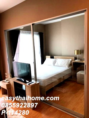 Condos for sale : P-114280 — Investment Unit for Sale with Tenant. MRT Lak Song. Pool View - The Parkland Phetkasem. Price 2.4 MB. Tel 085-592-2897 Line: @easythaihome