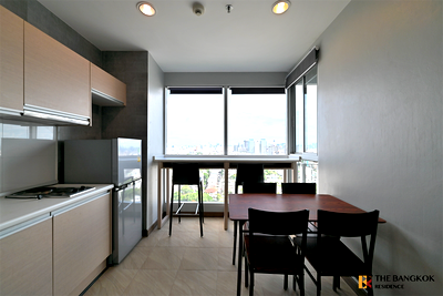 Condos for sale : Hurry to book!! Popular rare units RHYTHM Ratchada near MRT Ratchadaphisek Station