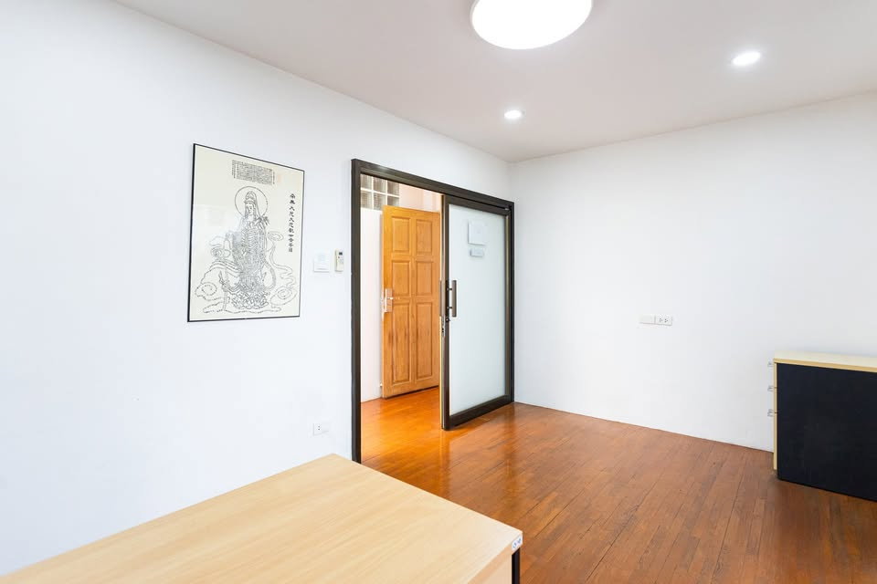 รูป WS7430 🏢 ให้เช่า ทาวน์เฮ้าส์ 4 ชั้น 2 คูหาตีทะลุกัน ลาดพร้าว 15 ใกล้ MRT ลาดพร้าว เพียง 400 เมตร - รูปที่ 12/24