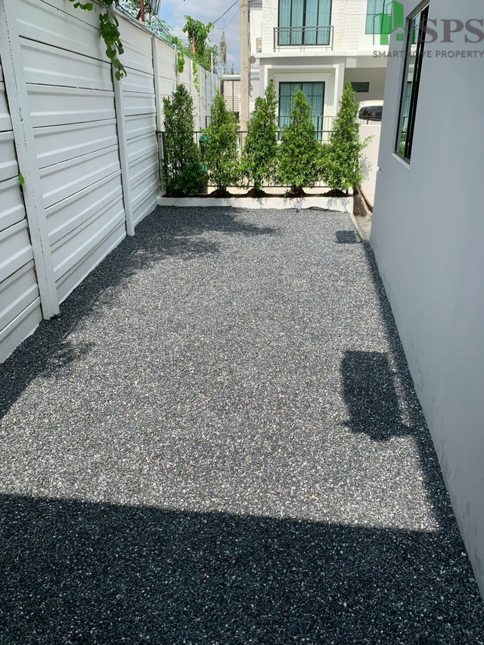 picture For Sale! Corner Unit 4-Bedroom Townhome (SPSSR210) - 13/13