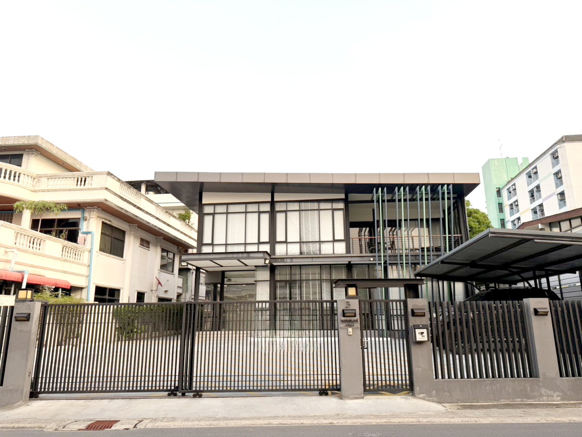 picture HK0663, Office Building for rent 7 Br, Ratchadapisek. - 1/3