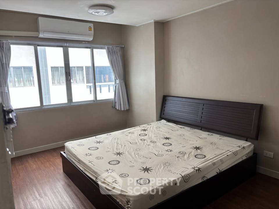 รูป คอนโด 1-ห้องนอน ที่ คอมมอน เวลธ์ ปิ่นเกล้า ใกล้ MRT บางยี่ขัน (ID 2890926) - รูปที่ 3/9