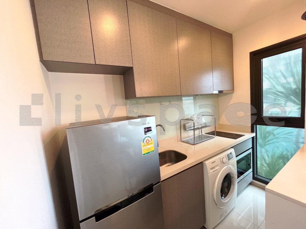 รูป ▚ LI204ツ ขาย: Rhythm Sukhumvit 36-38 ✨ 1 ห้องนอน 33 ตร.ม. ห้องหายาก บิ้วท์อินจัดเต็ม วิวสระว่ายน้ำ! 🏙️🏊‍♂️ - รูปที่ 7/9