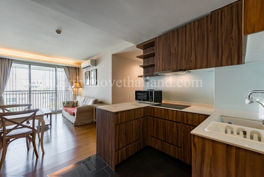 รูป Cozy 2-Bedroom For Rent at Via 31 - รูปที่ 5/12