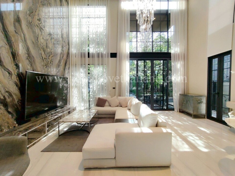 รูป HR1495 FOR RENT | Luxury Townhome at Quarter 31 - รูปที่ 6/33