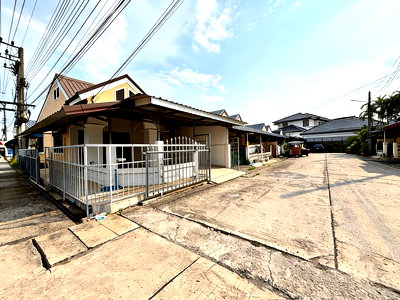 ขายทาวน์โฮม : ทาวน์เฮาส์ หมู่บ้านสรรพสิน (อุดร-หนองคาย) 