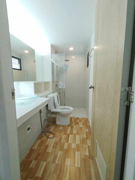 picture A033361 Level Condominium - 6/8