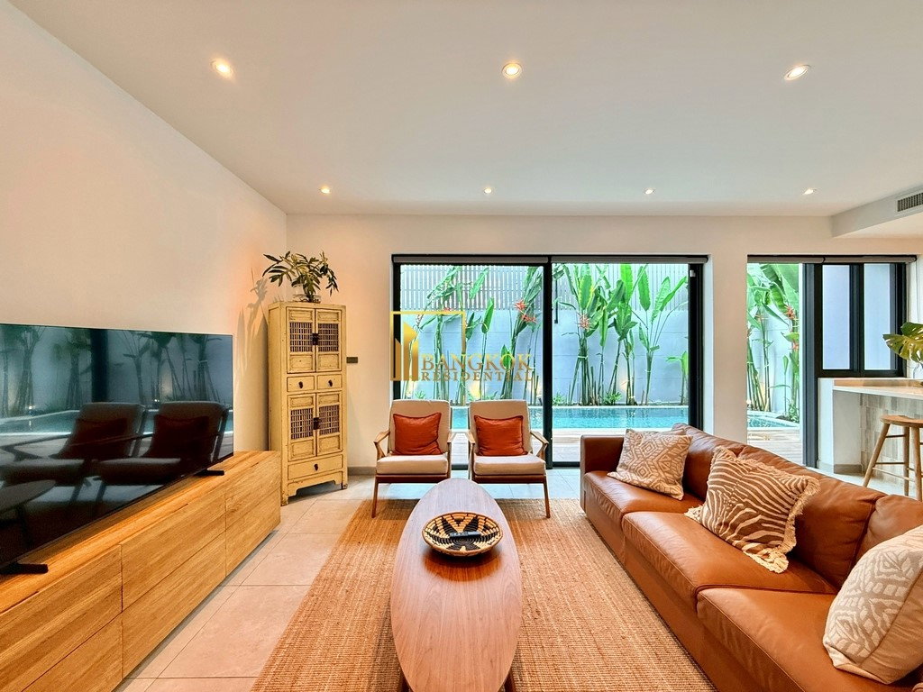 รูป Incredible 4 Bedroom Luxury Pool Villa in Thong Lo Area - BR27616SH - รูปที่ 9/55