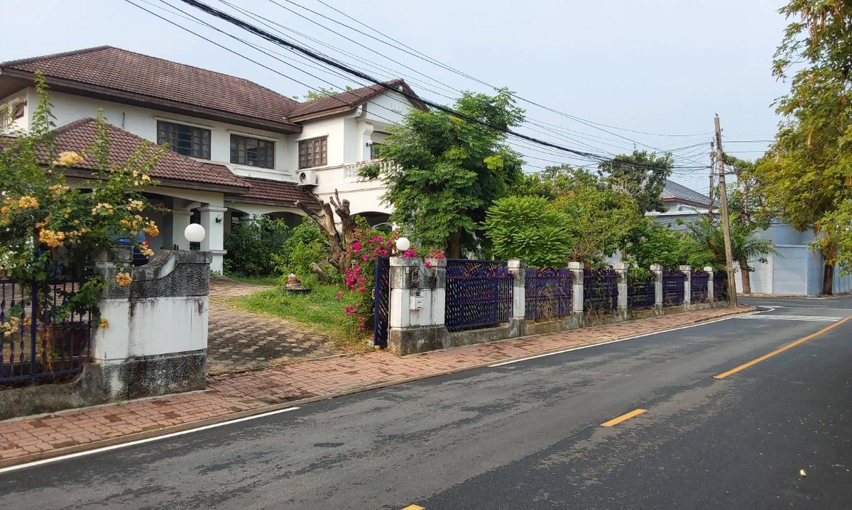 รูป ขายบ้านเดี่ยวหมู่บ้านลดาวัลย์ปิ่นเกล้า - รูปที่ 2/3