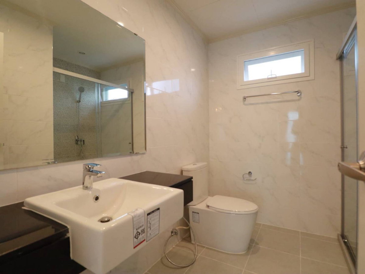 รูป ปล่อยเช่าบ้านเดี่ยว 4 ห้องนอน ในโครงการศุภาลัยพาร์ควิลล์ หางดง-เชียงใหม่ ใกล้โรงเรียนนานาชาติปัญญาเด่น (R1145) T.0946511456 - รูปที่ 12/15