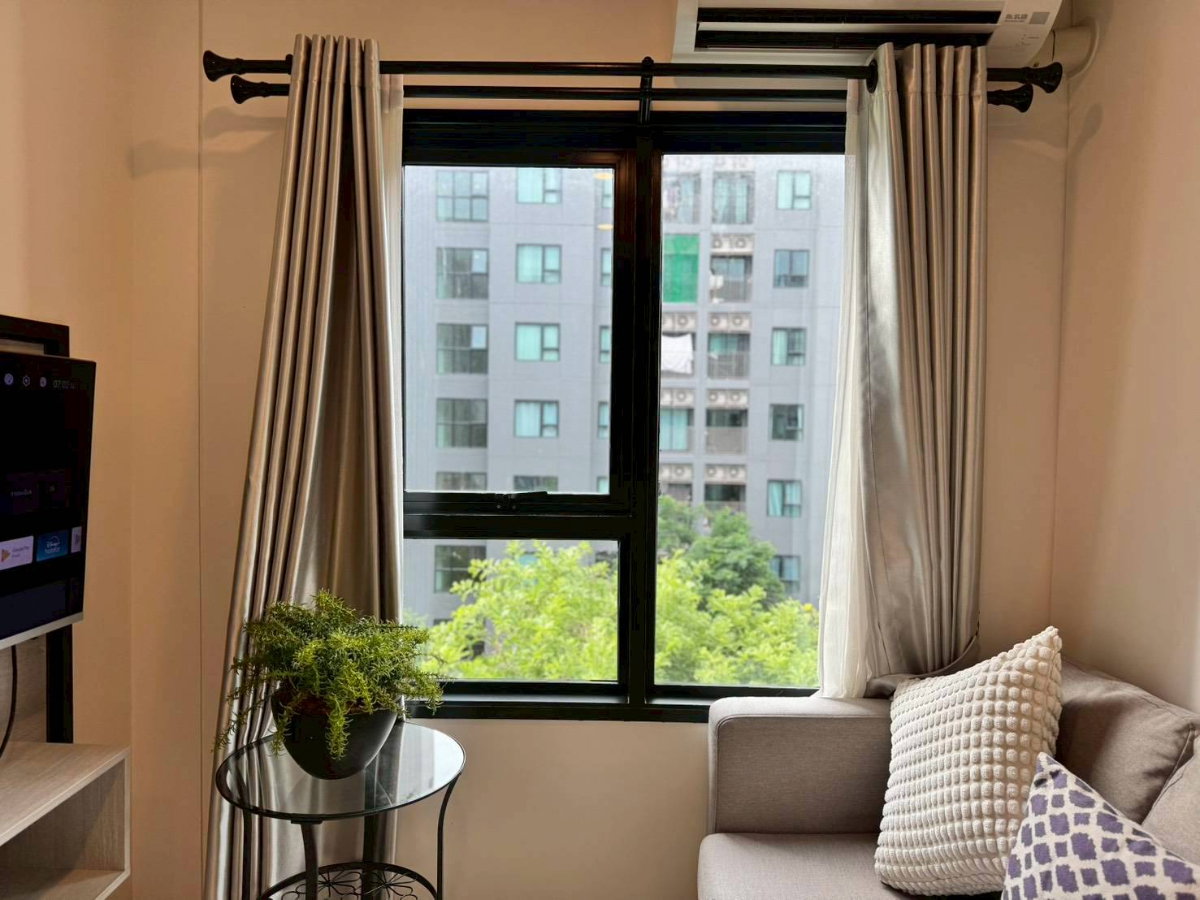 รูป ให้เช่า Escent ville condo เอสเซ็นท์ วิลล์ ติดเซ็นทรัลเฟส วิวสระว่ายน้ำ และสวน - รูปที่ 5/13