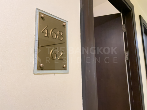 Baan Klang Krung Siam Pathumwan near Airport Rail Link Phaya Thai Station Comfortable and Ready to Move-in