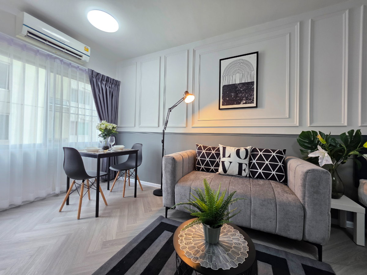 picture Selling A Space Asoke-Ratchada, Building A. Perfect for introverts!! 🔛 ✔️Seeking peace and quiet ✔️Personal space - 8/17