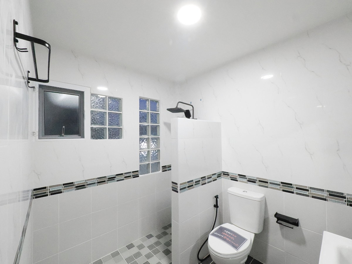 รูป ขายราคาพิเศษ บ้านเดี่ยว 2 ชั้น ขนาด 80.3 ตรว. 3นอน 3น้ำ ม.อู่ทองเพลส2 บ้านหลังใหญ่ ถนนเมน ฟังชั่นดีเยี่ยม พร้อมเฟอร์ [เปียร์​นนท์-ลำลูกกา] - รูปที่ 43/58