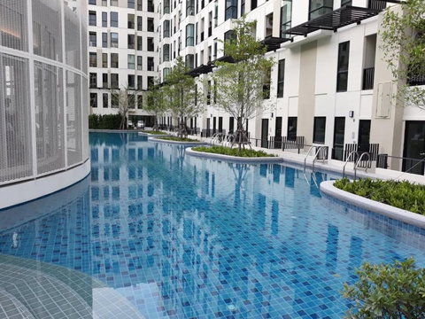 A033671 Unio Sukhumvit 72