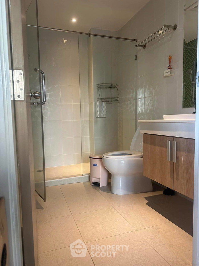 รูป คอนโด 1-ห้องนอน ที่ อิสธานัน คอนโด ใกล้ ถนนพระตำหนัก พัทยา (ID 2100751) - รูปที่ 7/8