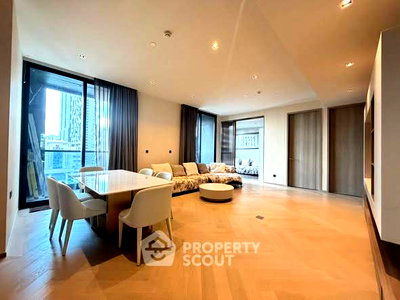 Condos for rent : 4-BR Condo at The Reserve Sathorn near BTS Sala Daeng (ID 2892816)