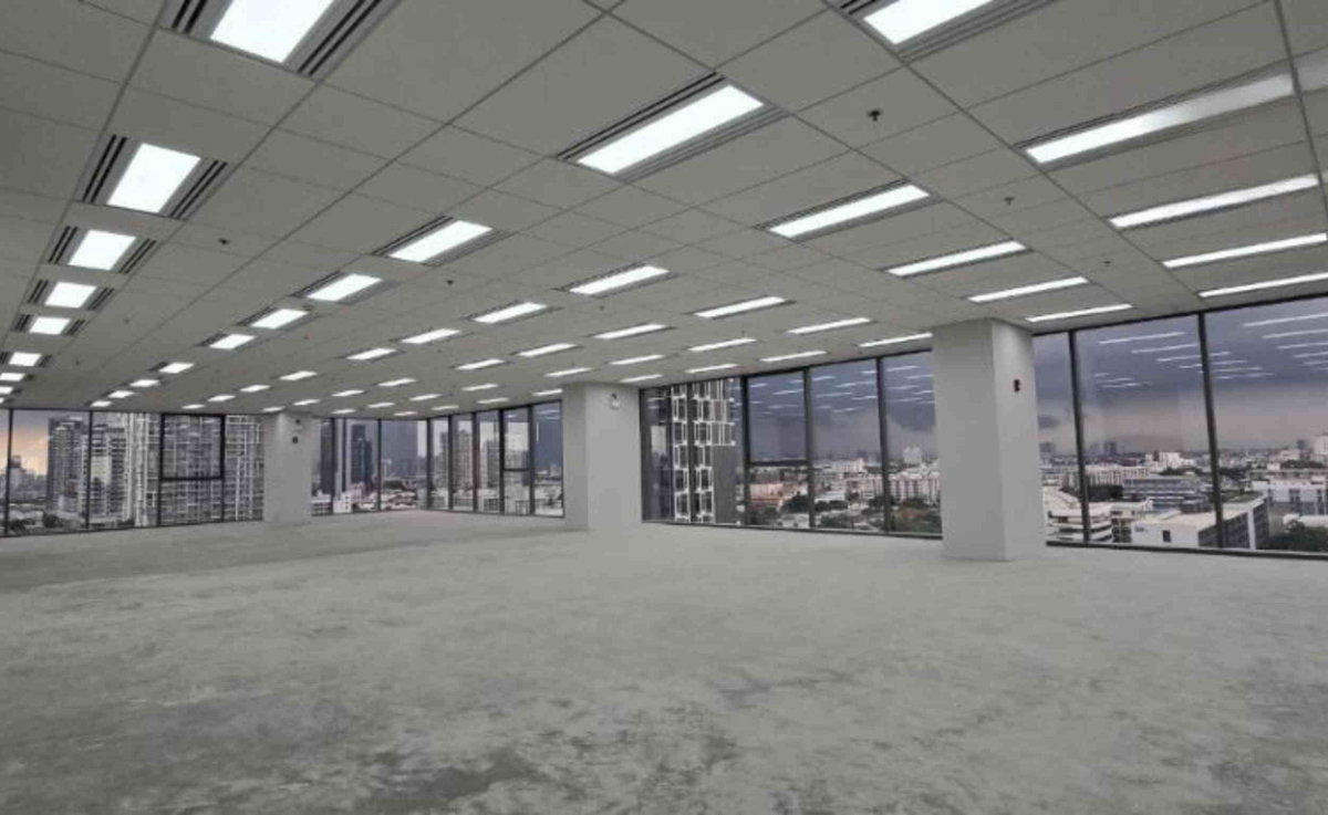 picture Brand new office walk to BTS  ** NO CO-AGENT ** - 1/8