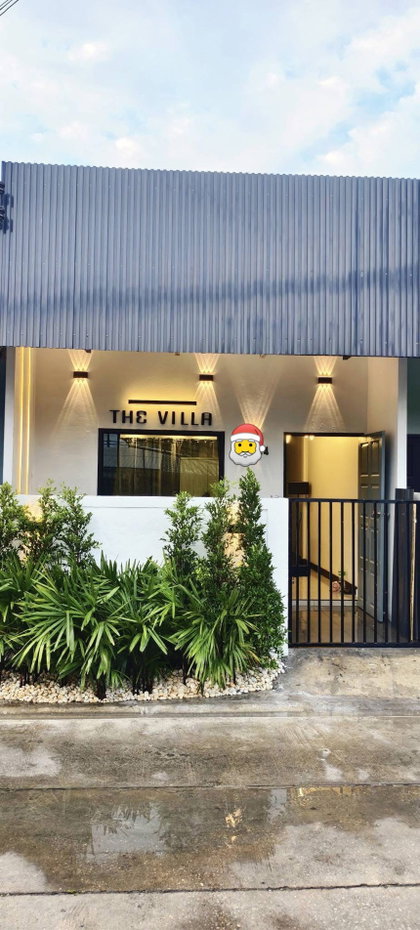 รูป 🔥 บ้านเช่าสไตล์ Modern Villa ใกล้ BTS คูคต เพียงประมาณ 5 นาที / ราว 2-3 กม.* 🔥ทำเลดี ซอยศรีสง่า 3 ลำลูกกา 27  เพียง 12,000 บาท/เดือน ✨ - รูปที่ 1/12