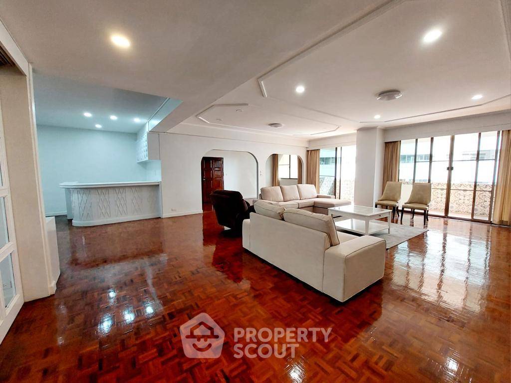 รูป คอนโด 4-ห้องนอน ที่ รีเยนซี่ คอร์ท คอนโดมิเนียม ใกล้ BTS พร้อมพงษ์ (ID 2875398) - รูปที่ 4/26