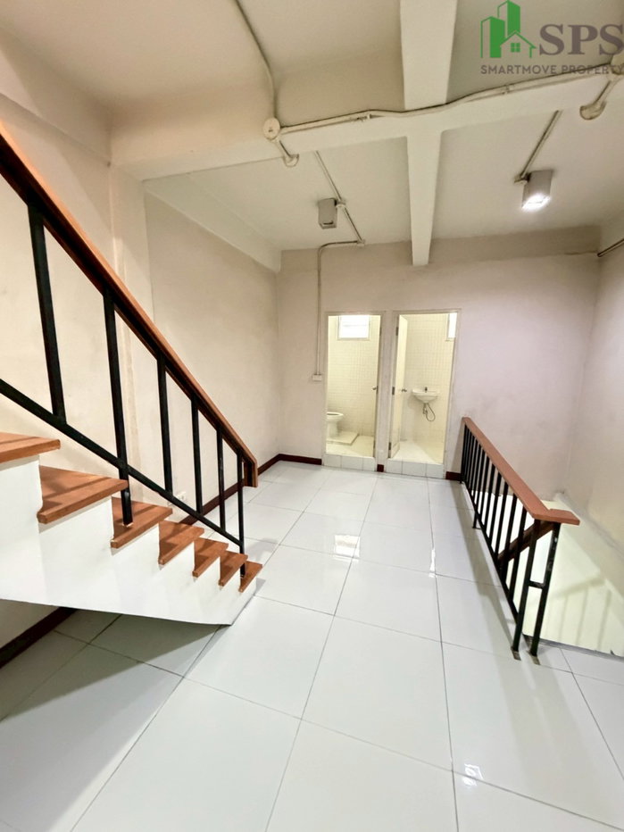 รูป อาคารพาณิชย์ ให้เช่า ทำเลทอง ติดถนนสุขุมวิท (SPSJP328) - รูปที่ 17/20