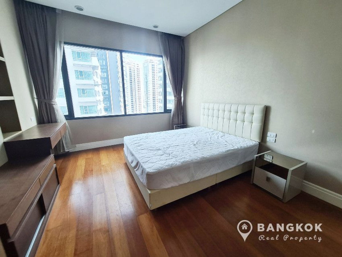 picture Bright Sukhumvit 24 | Spacious 3 Bed 3 Bath Duplex  - 6/18